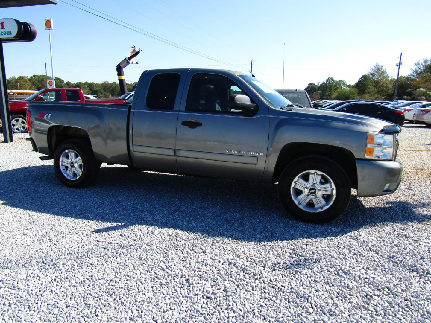 2008 Gray /Gray Chevrolet Silverado 1500 (1GCEK19J88Z) with an 8 Cyl engine, Automatic transmission, located at 15016 S Hwy 231, Midland City, AL, 36350, (334) 983-3001, 31.306210, -85.495277 - Photo#0