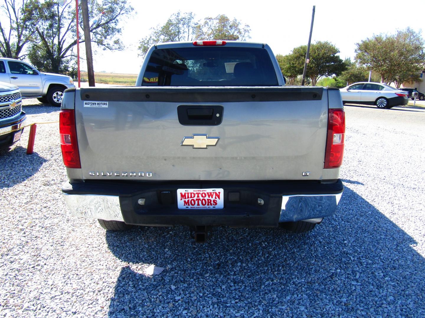 2008 Gray /Gray Chevrolet Silverado 1500 (1GCEK19J88Z) with an 8 Cyl engine, Automatic transmission, located at 15016 S Hwy 231, Midland City, AL, 36350, (334) 983-3001, 31.306210, -85.495277 - Photo#6