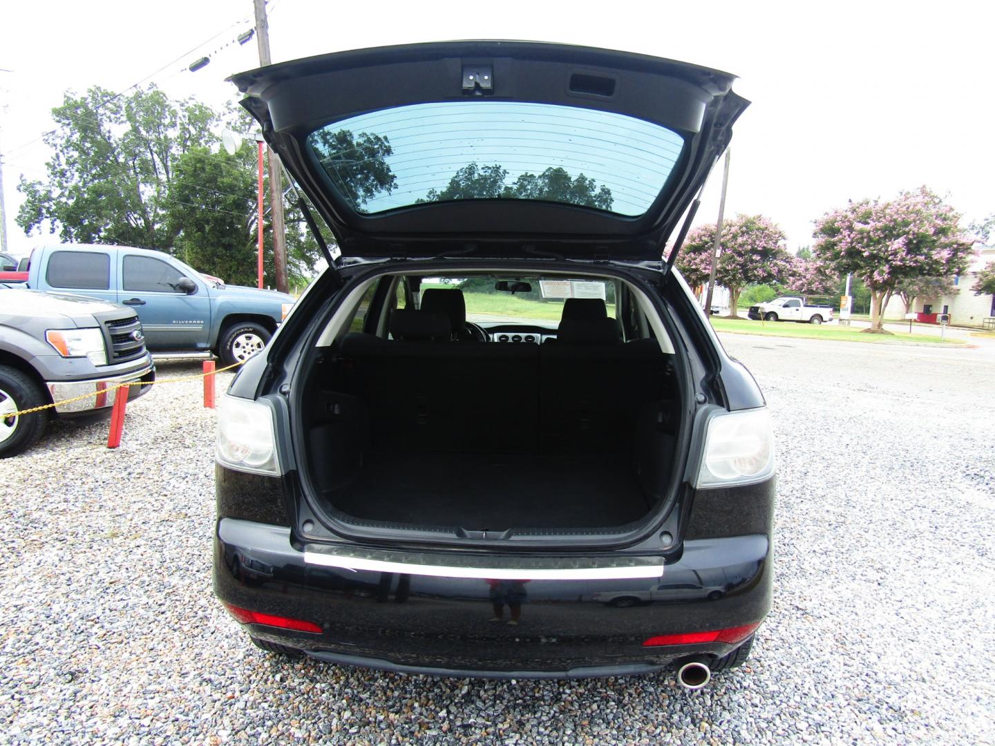 2011 Black /BLACK Mazda CX-7 i SV (JM3ER2A56B0) with an 2.5L L4 DOHC 16V engine, Automatic transmission, located at 15016 S Hwy 231, Midland City, AL, 36350, (334) 983-3001, 31.306210, -85.495277 - Photo#5