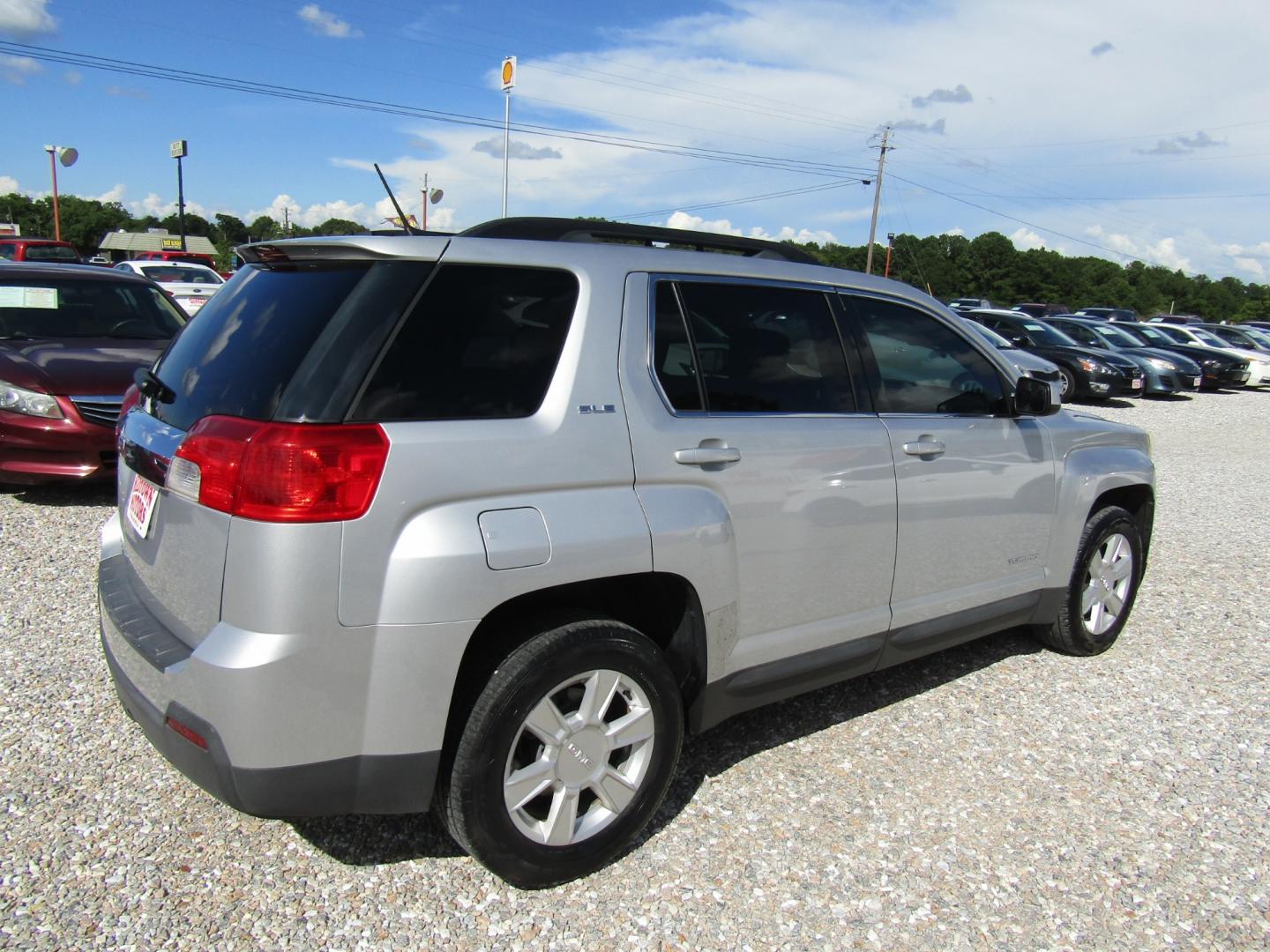 2013 Silver /Gray GMC Terrain SLE2 FWD (2GKALSEK2D6) with an 2.4L L4 DOHC 16V FFV engine, Automatic transmission, located at 15016 S Hwy 231, Midland City, AL, 36350, (334) 983-3001, 31.306210, -85.495277 - Photo#7