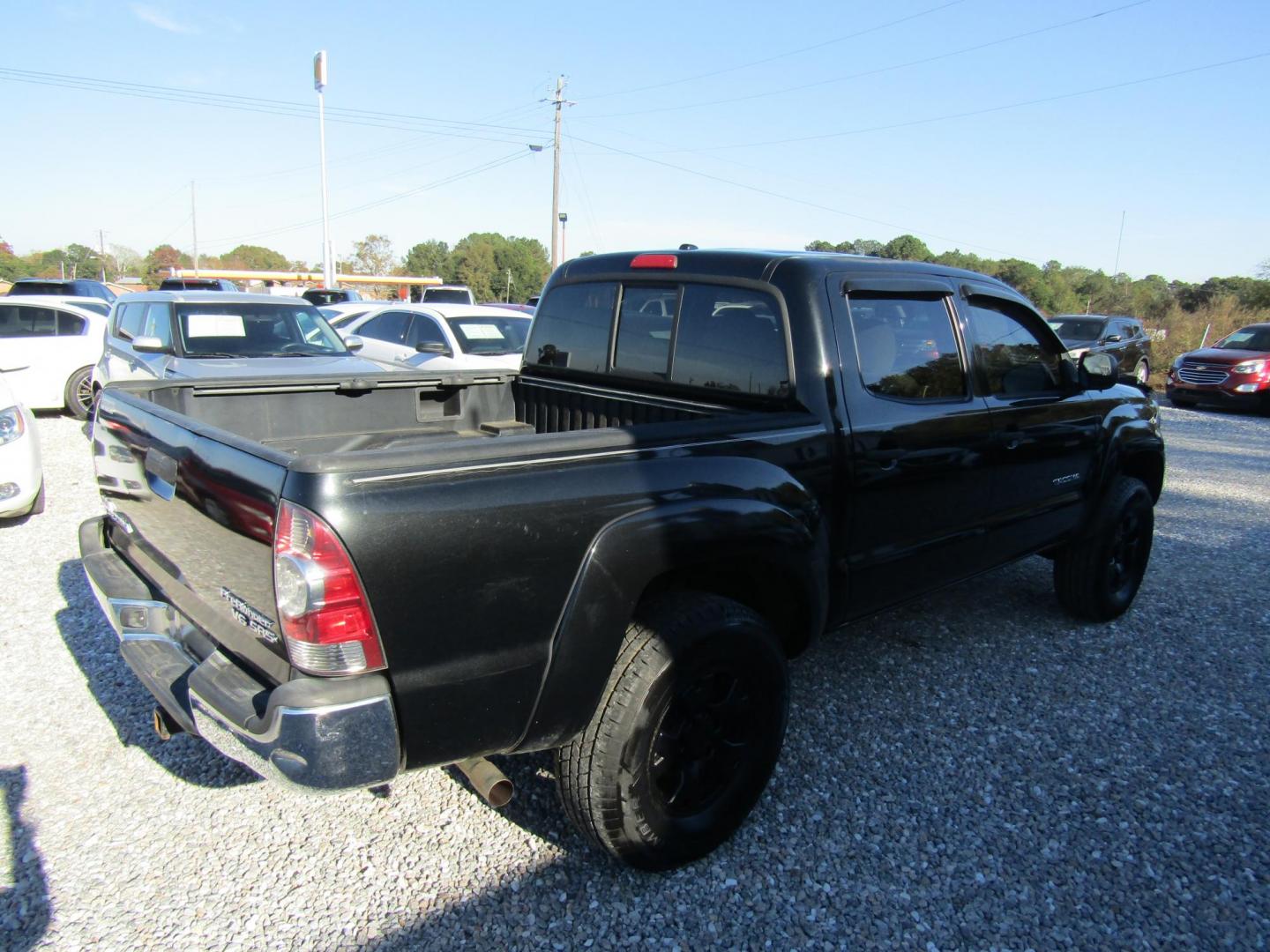 2010 Black /Gray Toyota Tacoma PreRunner Double Cab V6 Auto 2WD (3TMJU4GN1AM) with an 4.0L V6 DOHC 24V engine, Automatic transmission, located at 15016 S Hwy 231, Midland City, AL, 36350, (334) 983-3001, 31.306210, -85.495277 - Photo#5