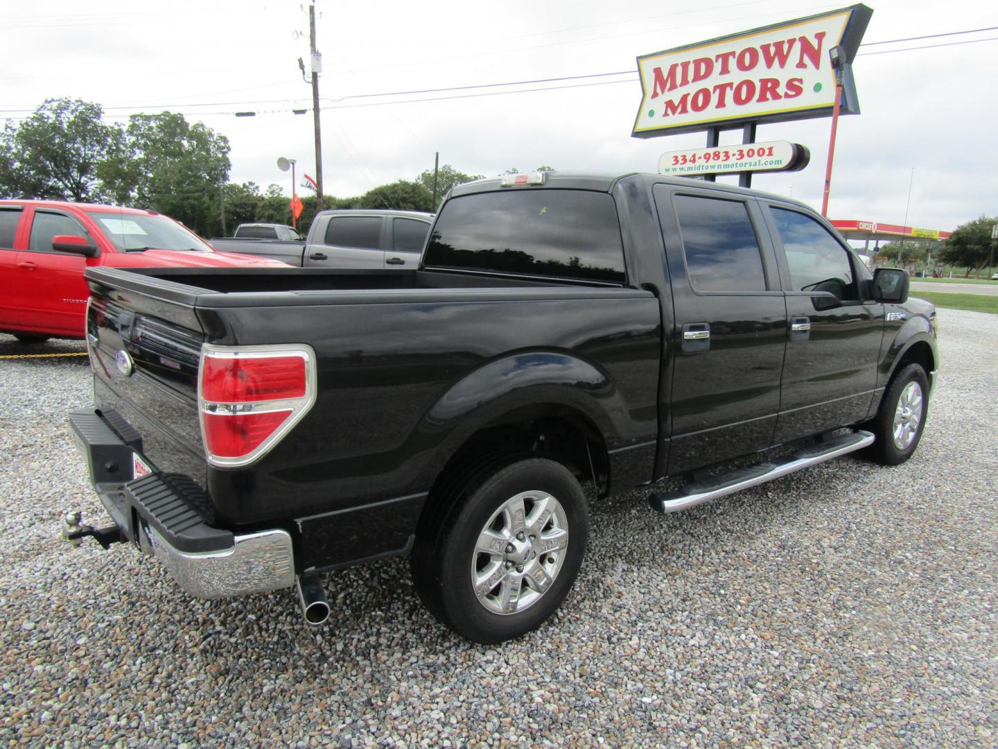 2013 Black /Gray Ford F-150 XLT SuperCrew 6.5-ft. Bed 2WD (1FTEW1CM2DF) with an 3.7L V6 DOHC 24V engine, Automatic transmission, located at 15016 S Hwy 231, Midland City, AL, 36350, (334) 983-3001, 31.306210, -85.495277 - Photo#7