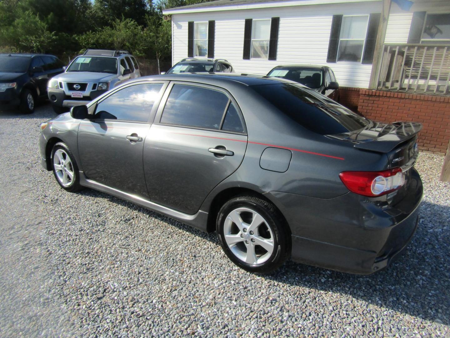 2012 Gray /Gray Toyota Corolla S 5-Speed MT (2T1BU4EE1CC) with an 1.8L L4 DOHC 16V engine, Automatic transmission, located at 15016 S Hwy 231, Midland City, AL, 36350, (334) 983-3001, 31.306210, -85.495277 - Photo#5