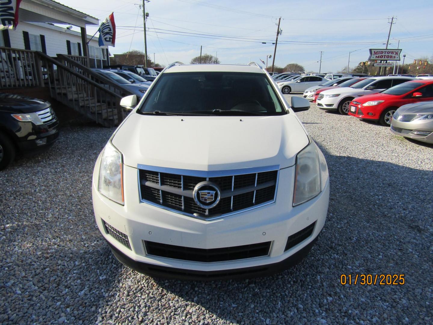 2012 White /Black Cadillac SRX Luxury (3GYFNAE31CS) with an 3.6L V6 DOHC 24V FFV engine, Automatic transmission, located at 15016 S Hwy 231, Midland City, AL, 36350, (334) 983-3001, 31.306210, -85.495277 - Photo#1