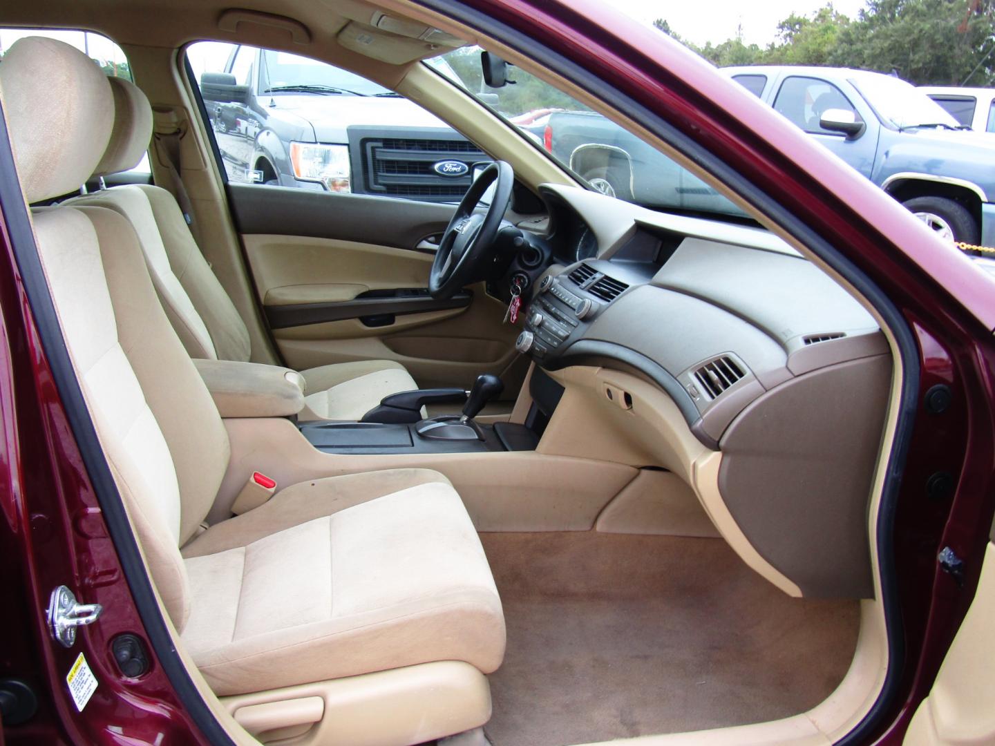 2009 Burgandy /Tan Honda Accord LX Sedan AT (1HGCP263X9A) with an 2.4L L4 DOHC 16V engine, Automatic transmission, located at 15016 S Hwy 231, Midland City, AL, 36350, (334) 983-3001, 31.306210, -85.495277 - Photo#8