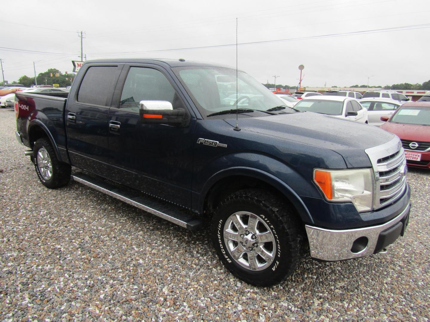 2013 Blue /Gray Ford F-150 XLT SuperCrew 6.5-ft. Bed 4WD (1FTFW1EF8DK) with an 5.0L V8 engine, Automatic transmission, located at 15016 S Hwy 231, Midland City, AL, 36350, (334) 983-3001, 31.306210, -85.495277 - Photo#0