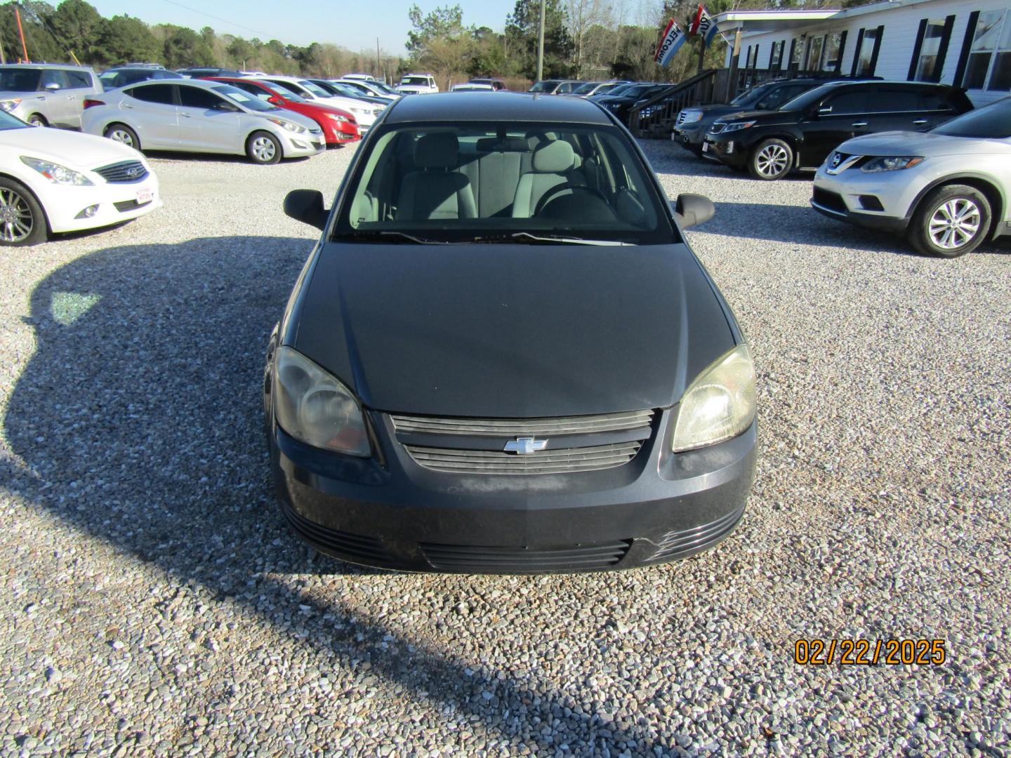 2009 Gray /Gray Chevrolet Cobalt LS Sedan (1G1AS58H297) with an 2.2L L4 DOHC 16V engine, Automatic transmission, located at 15016 S Hwy 231, Midland City, AL, 36350, (334) 983-3001, 31.306210, -85.495277 - Photo#1