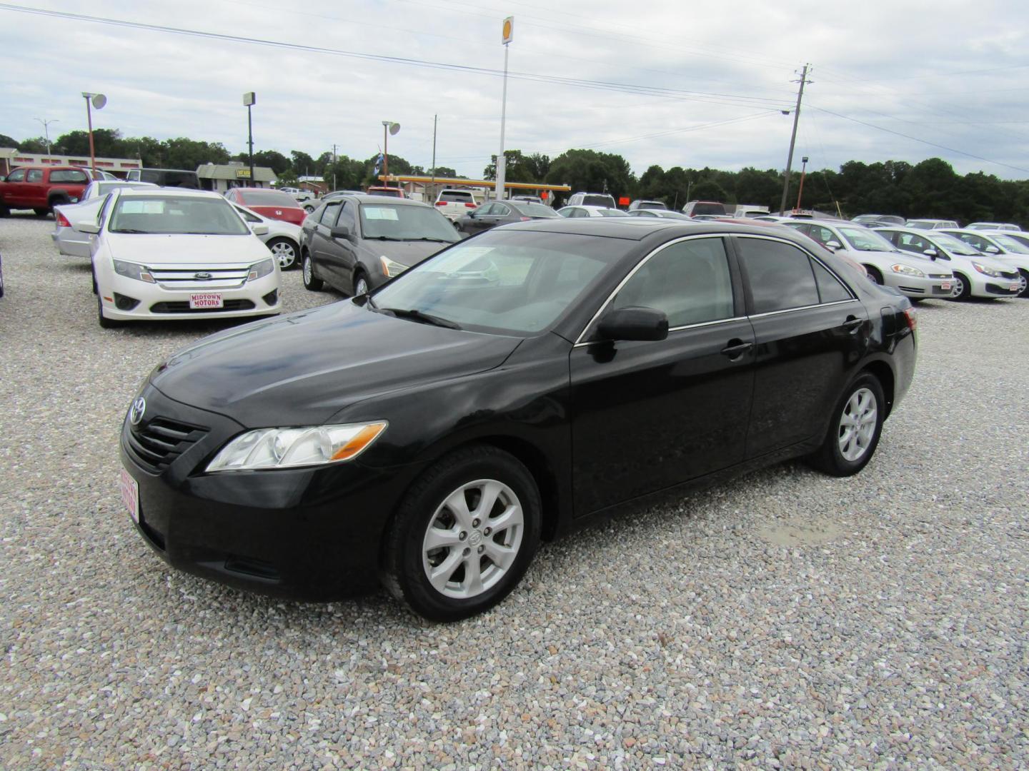 2008 Black /Gray Toyota Camry CE 5-Spd AT (4T4BE46K28R) with an 2.4L L4 DOHC 16V engine, Automatic transmission, located at 15016 S Hwy 231, Midland City, AL, 36350, (334) 983-3001, 31.306210, -85.495277 - Photo#2