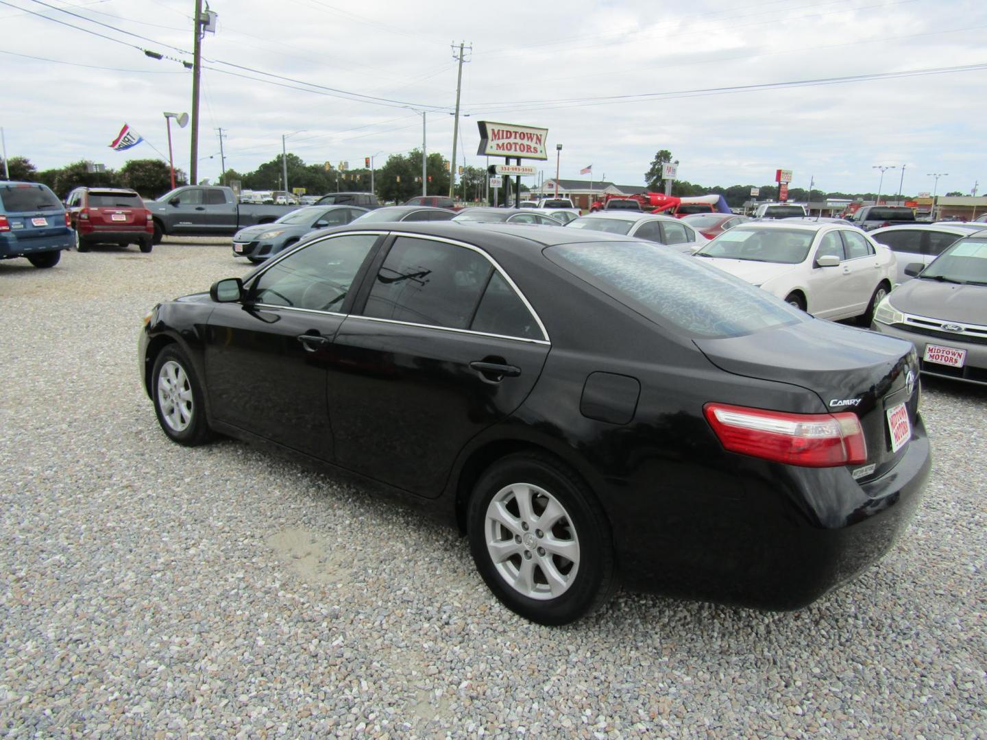 2008 Black /Gray Toyota Camry CE 5-Spd AT (4T4BE46K28R) with an 2.4L L4 DOHC 16V engine, Automatic transmission, located at 15016 S Hwy 231, Midland City, AL, 36350, (334) 983-3001, 31.306210, -85.495277 - Photo#6