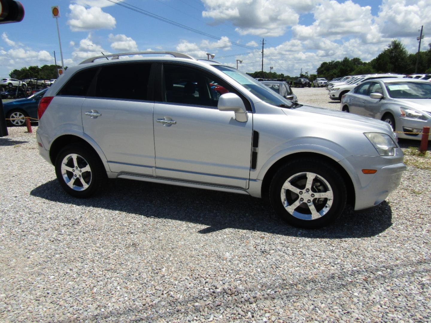 2013 Silver Chevrolet Captiva Sport 1LT FWD (3GNAL3EK6DS) with an 2.4L L4 DOHC 16V FFV engine, Automatic transmission, located at 15016 S Hwy 231, Midland City, AL, 36350, (334) 983-3001, 31.306210, -85.495277 - Photo#0