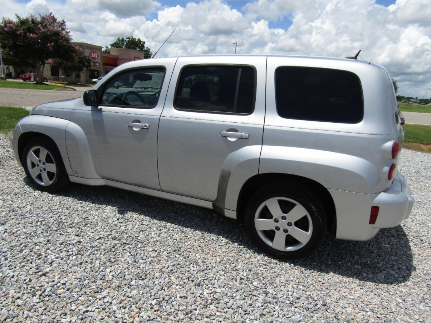 2009 Silver /Black Chevrolet HHR LS (3GNCA13BX9S) with an 2.2L L4 DOHC 16V engine, Automatic transmission, located at 15016 S Hwy 231, Midland City, AL, 36350, (334) 983-3001, 31.306210, -85.495277 - Photo#5