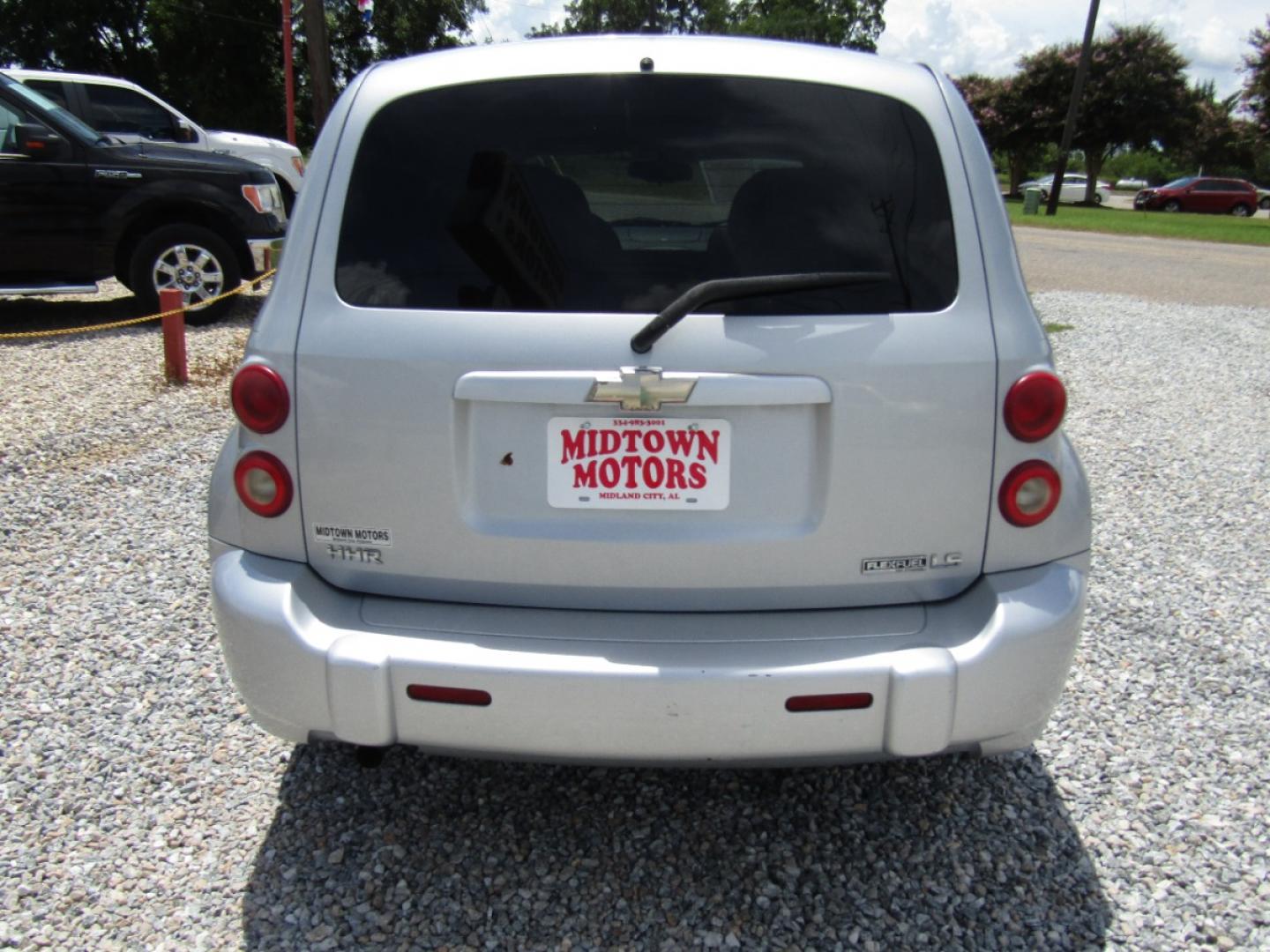 2009 Silver /Black Chevrolet HHR LS (3GNCA13BX9S) with an 2.2L L4 DOHC 16V engine, Automatic transmission, located at 15016 S Hwy 231, Midland City, AL, 36350, (334) 983-3001, 31.306210, -85.495277 - Photo#6