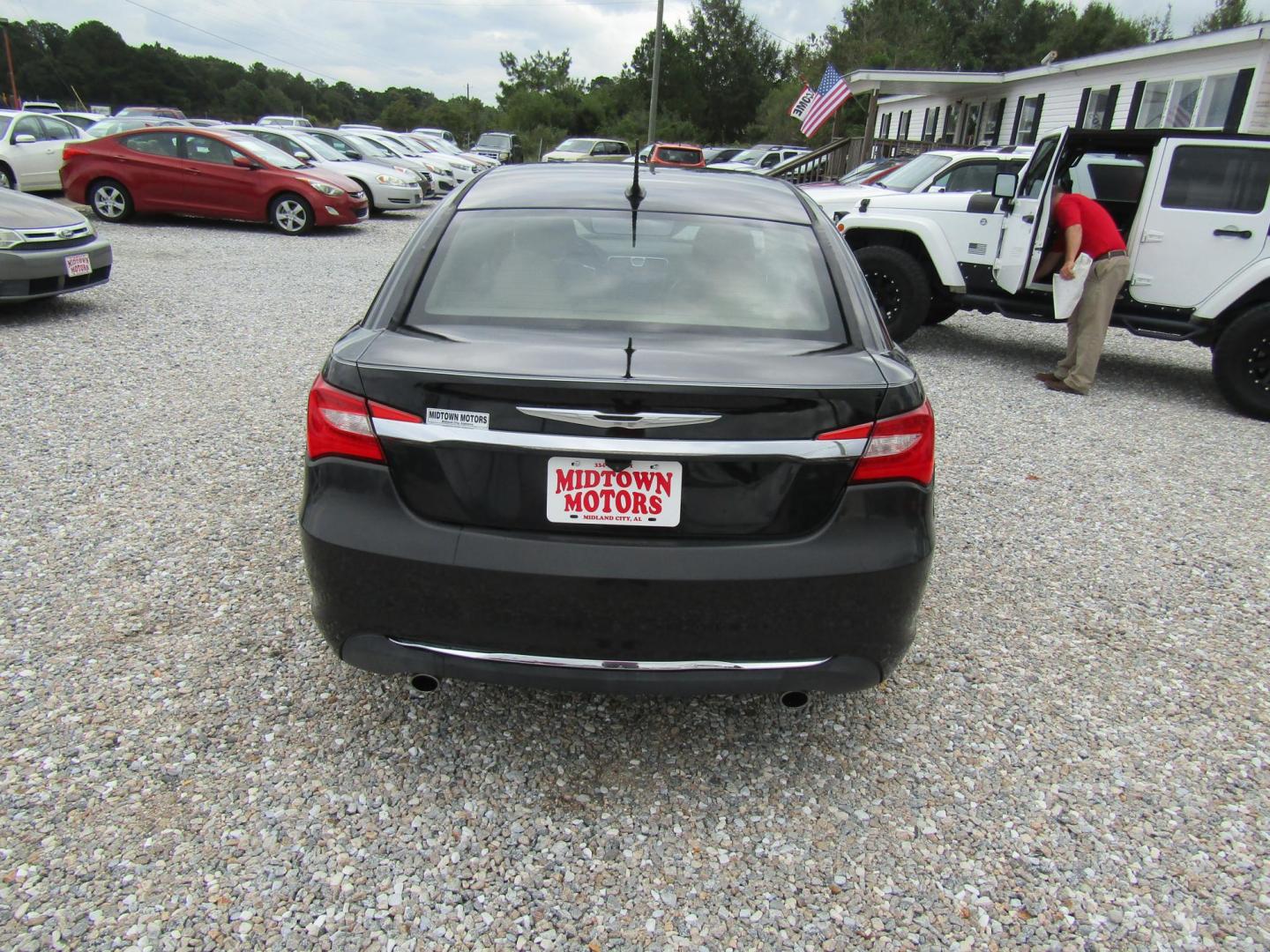 2011 Black /Tan Chrysler 200 Limited (1C3BC2FG9BN) with an 3.6L V6 DOHC 24V engine, Automatic transmission, located at 15016 S Hwy 231, Midland City, AL, 36350, (334) 983-3001, 31.306210, -85.495277 - Photo#6