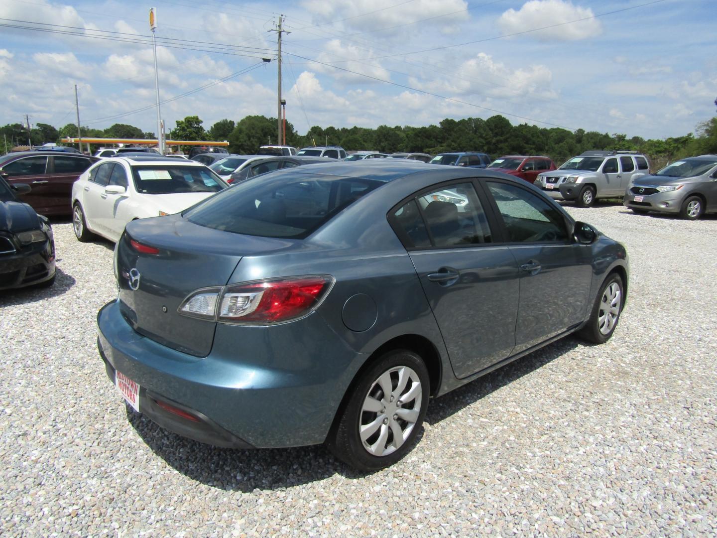 2011 Blue Mazda MAZDA3 i Sport 4-Door (JM1BL1UFXB1) with an 2.0L L4 DOHC 16V engine, Automatic transmission, located at 15016 S Hwy 231, Midland City, AL, 36350, (334) 983-3001, 31.306210, -85.495277 - Photo#7