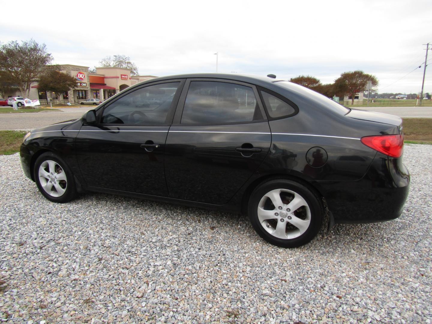 2008 Black Hyundai Elantra GLS (KMHDU46D38U) with an 2.0L L4 DOHC 16V engine, Automatic transmission, located at 15016 S Hwy 231, Midland City, AL, 36350, (334) 983-3001, 31.306210, -85.495277 - Photo#5