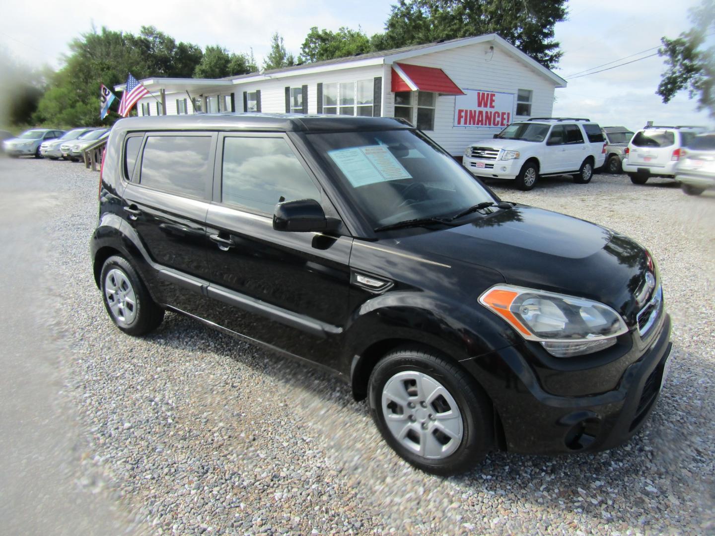 2012 Black /Gray Kia Soul Base (KNDJT2A51C7) with an 1.6L L4 DOHC 16V engine, Automatic transmission, located at 15016 S Hwy 231, Midland City, AL, 36350, (334) 983-3001, 31.306210, -85.495277 - Photo#0