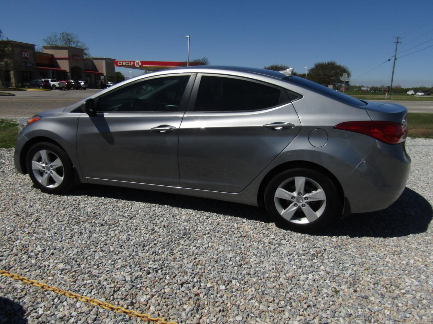 2013 Gray /Gray Hyundai Elantra GLS A/T (KMHDH4AE5DU) with an 1.8L L4 DOHC 16V engine, Automatic transmission, located at 15016 S Hwy 231, Midland City, AL, 36350, (334) 983-3001, 31.306210, -85.495277 - Photo#5