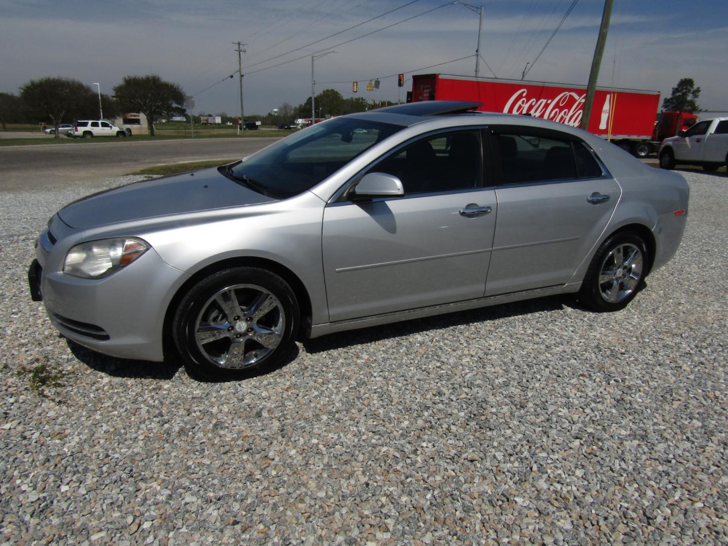 2012 Silver Chevrolet Malibu 2LT (1G1ZD5E06CF) with an 2.4L L4 DOHC 16V engine, Automatic transmission, located at 15016 S Hwy 231, Midland City, AL, 36350, (334) 983-3001, 31.306210, -85.495277 - Photo#2