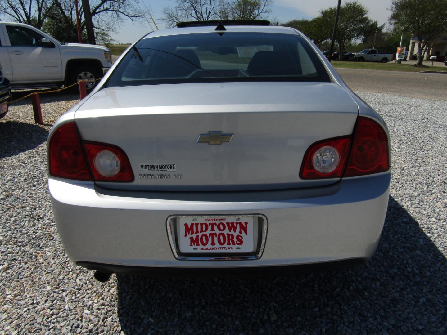 2012 Silver Chevrolet Malibu 2LT (1G1ZD5E06CF) with an 2.4L L4 DOHC 16V engine, Automatic transmission, located at 15016 S Hwy 231, Midland City, AL, 36350, (334) 983-3001, 31.306210, -85.495277 - Photo#6