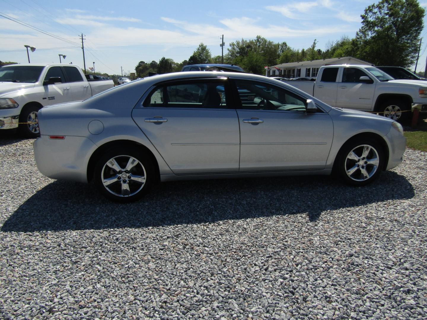 2012 Silver Chevrolet Malibu 2LT (1G1ZD5E06CF) with an 2.4L L4 DOHC 16V engine, Automatic transmission, located at 15016 S Hwy 231, Midland City, AL, 36350, (334) 983-3001, 31.306210, -85.495277 - Photo#7