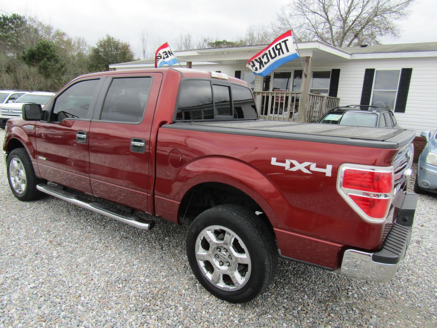 2014 Maroon Ford F-150 FX4 SuperCrew 5.5-ft. Bed 4WD (1FTFW1ET6EK) with an 3.5L V6 TURBO engine, Automatic transmission, located at 15016 S Hwy 231, Midland City, AL, 36350, (334) 983-3001, 31.306210, -85.495277 - Photo#5