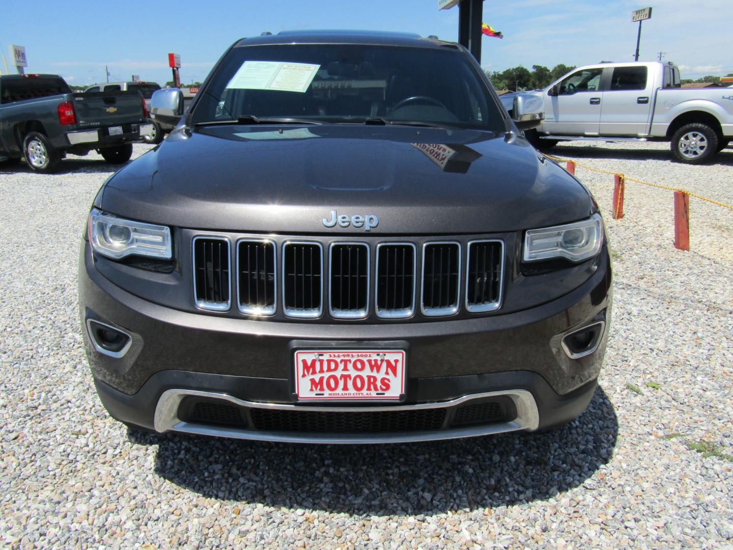 2015 Gray /Black Jeep Grand Cherokee Limited 2WD (1C4RJEBG8FC) with an 3.6L V6 DOHC 24V engine, Automatic transmission, located at 15016 S Hwy 231, Midland City, AL, 36350, (334) 983-3001, 31.306210, -85.495277 - Photo#1