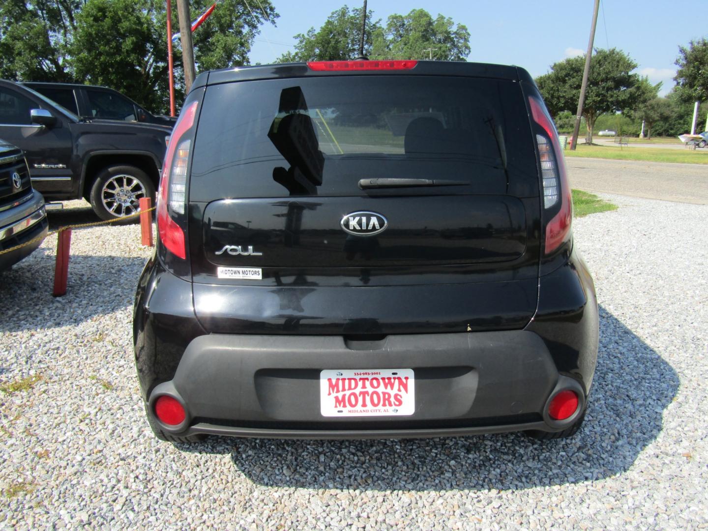 2014 Black Kia Soul Base (KNDJN2A22E7) with an 1.6L L4 DOHC 16V engine, Automatic transmission, located at 15016 S Hwy 231, Midland City, AL, 36350, (334) 983-3001, 31.306210, -85.495277 - Photo#6