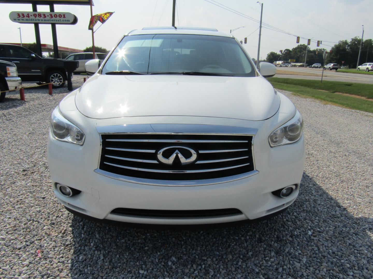 2013 White /Tan Infiniti JX FWD (5N1AL0MNXDC) with an 3.5L V6 DOHC 24V engine, Automatic transmission, located at 15016 S Hwy 231, Midland City, AL, 36350, (334) 983-3001, 31.306210, -85.495277 - Photo#1