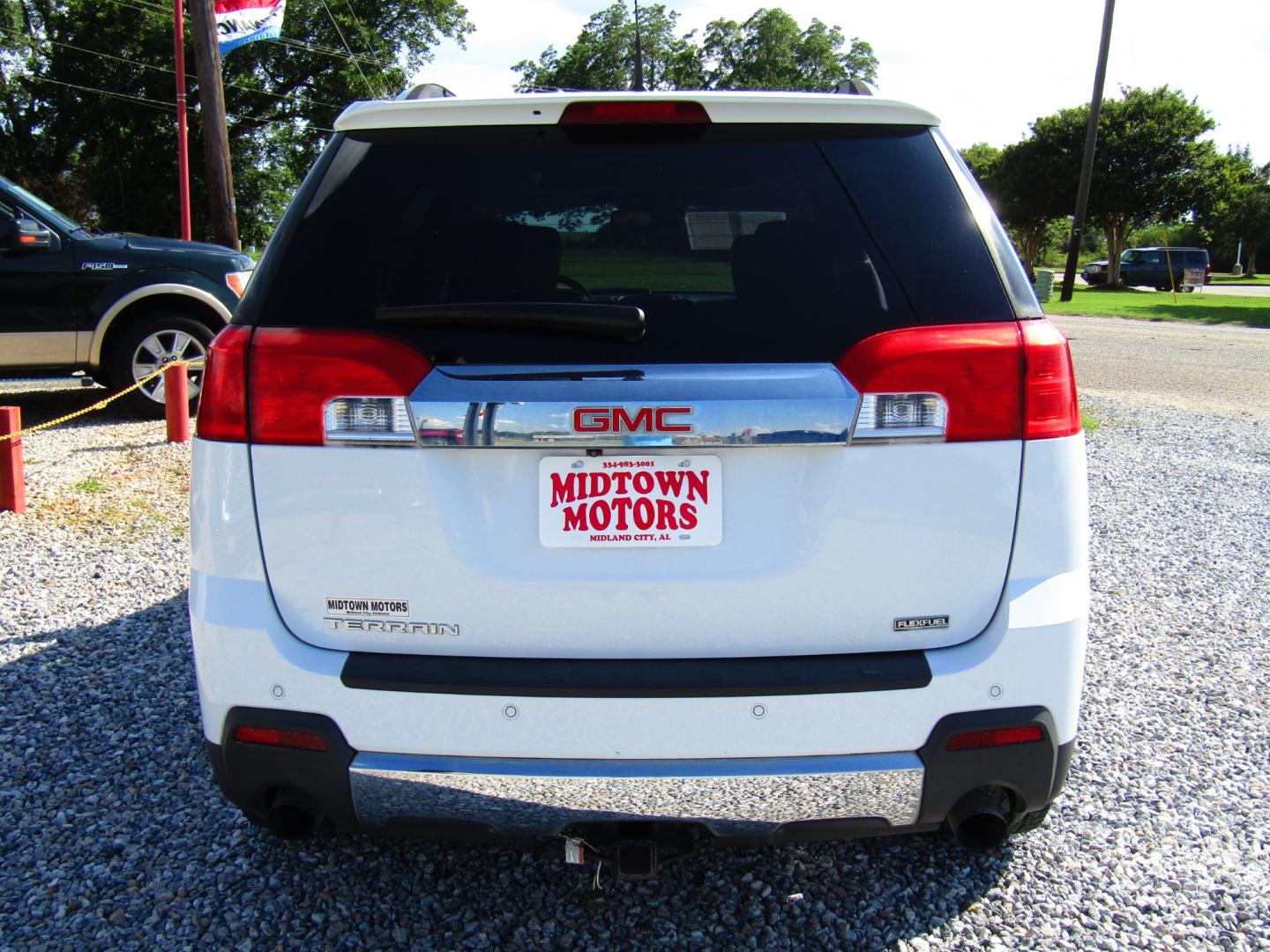 2012 WHITE GMC Terrain SLT2 FWD (2GKFLWE5XC6) with an 3.0L V6 DOHC 24V FFV engine, Automatic transmission, located at 15016 S Hwy 231, Midland City, AL, 36350, (334) 983-3001, 31.306210, -85.495277 - Photo#6