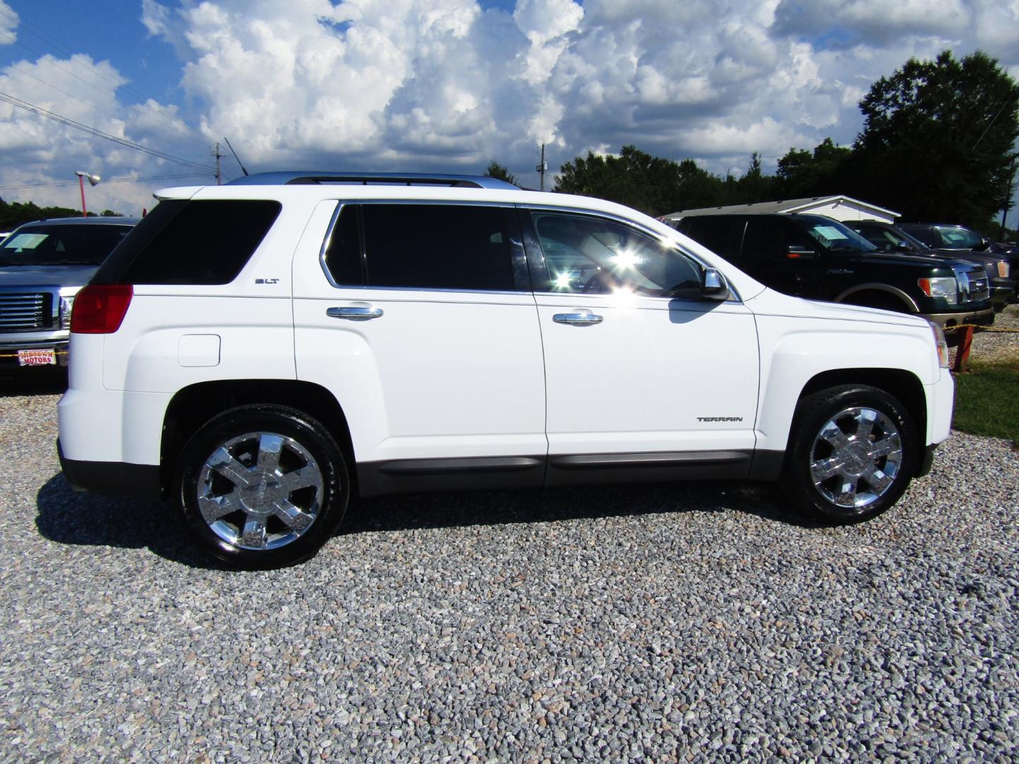 2012 WHITE GMC Terrain SLT2 FWD (2GKFLWE5XC6) with an 3.0L V6 DOHC 24V FFV engine, Automatic transmission, located at 15016 S Hwy 231, Midland City, AL, 36350, (334) 983-3001, 31.306210, -85.495277 - Photo#8