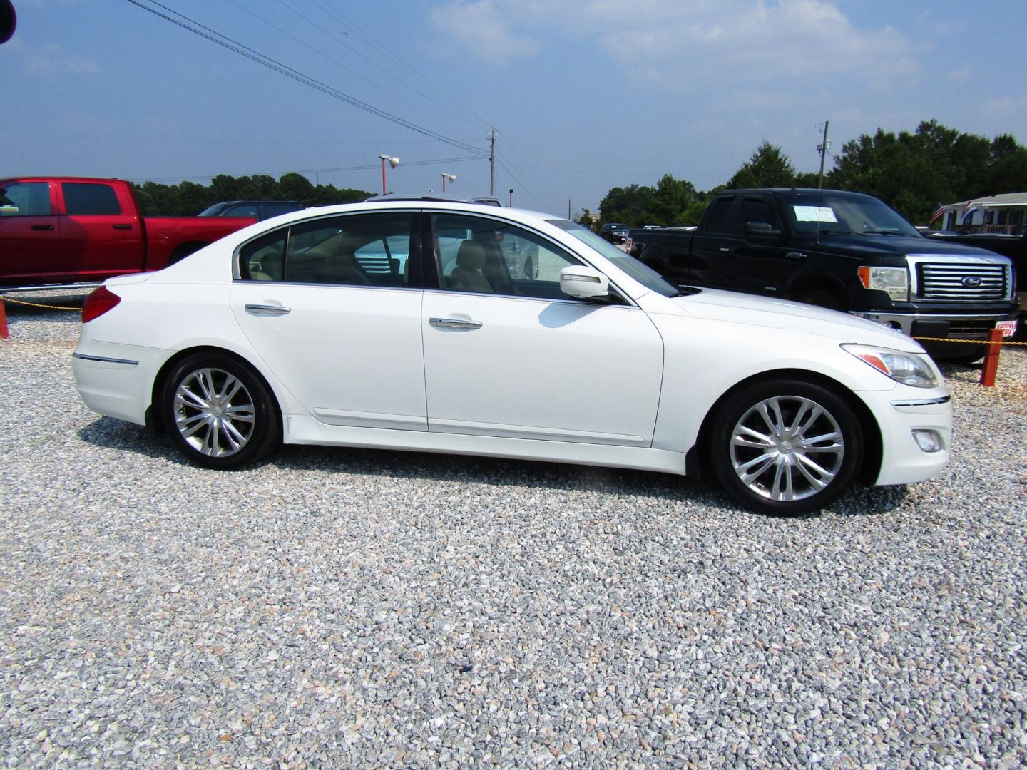 2012 WHITE /Tan Hyundai Genesis 3.8L (KMHGC4DD5CU) with an 3.8L V6 DOHC 24V engine, Automatic transmission, located at 15016 S Hwy 231, Midland City, AL, 36350, (334) 983-3001, 31.306210, -85.495277 - Photo#0