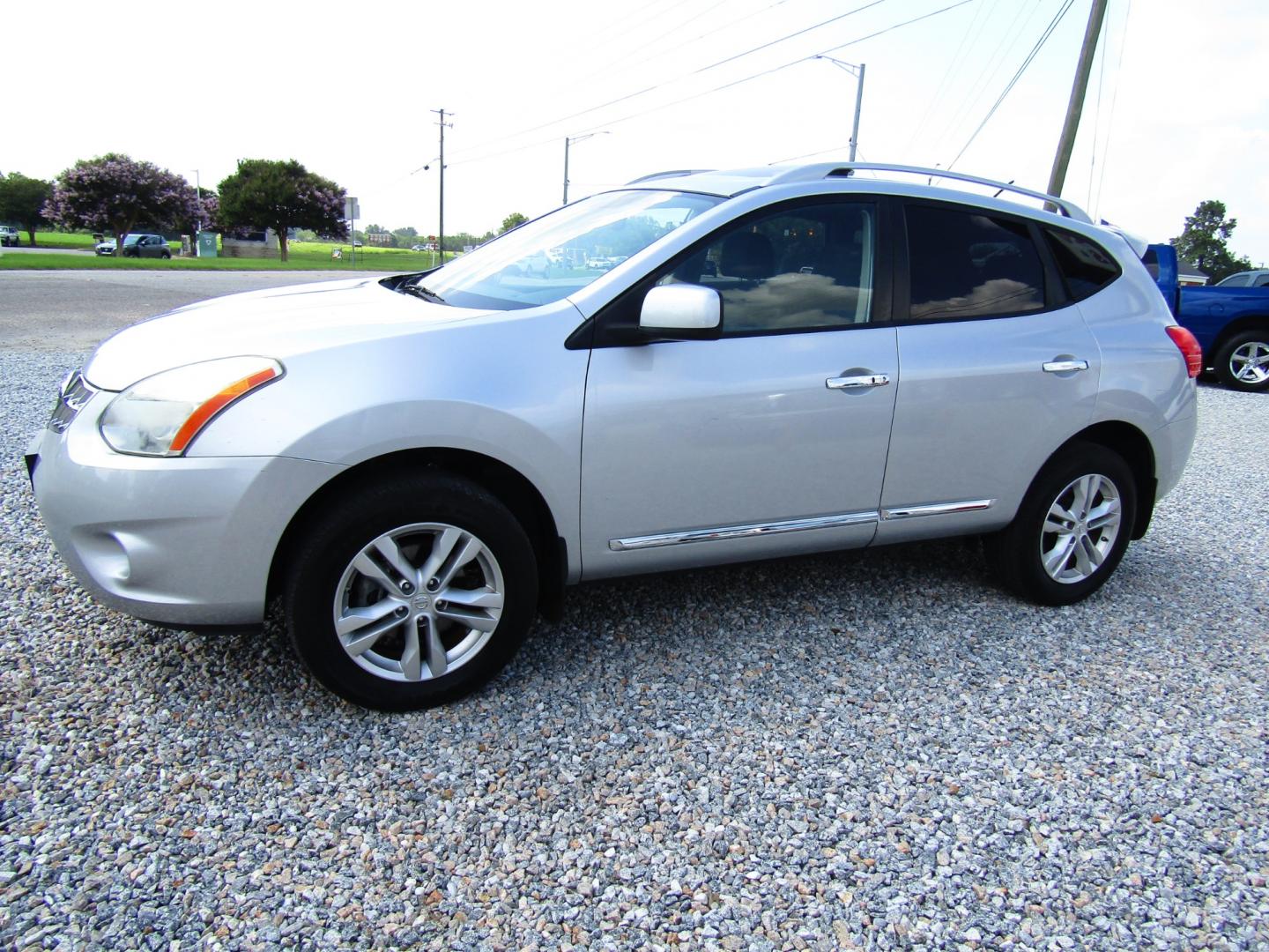 2012 Silver /Black Nissan Rogue S FWD Krom Edition (JN8AS5MT1CW) with an 2.5L L4 DOHC 16V engine, Automatic transmission, located at 15016 S Hwy 231, Midland City, AL, 36350, (334) 983-3001, 31.306210, -85.495277 - Photo#2