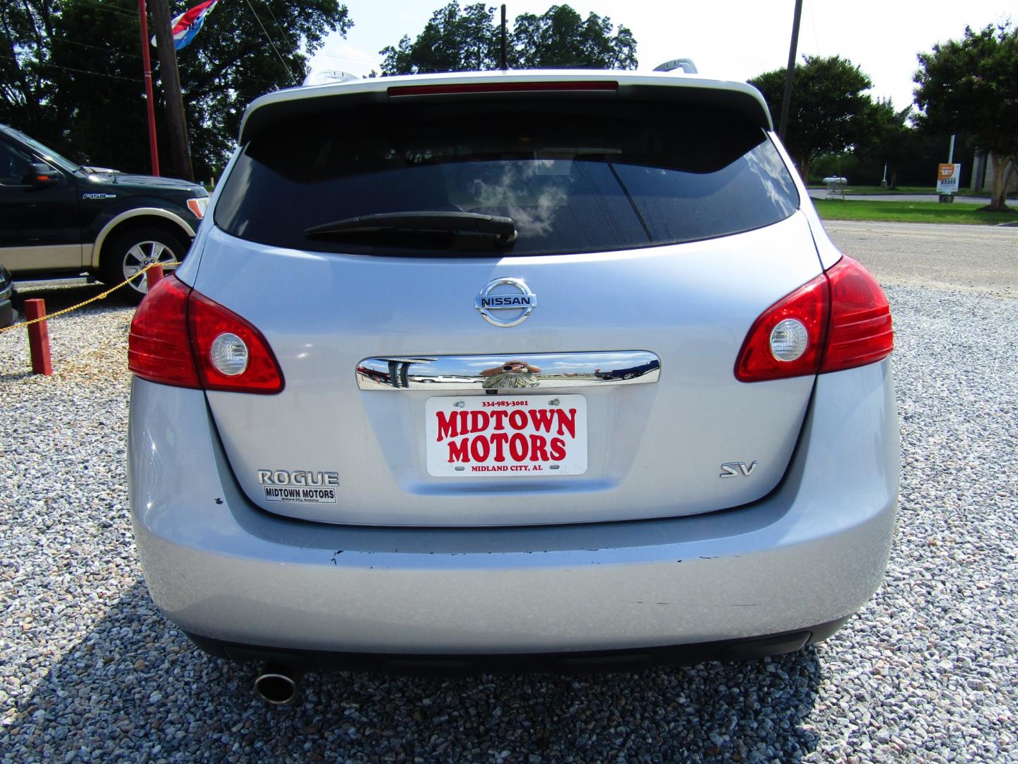 2012 Silver /Black Nissan Rogue S FWD Krom Edition (JN8AS5MT1CW) with an 2.5L L4 DOHC 16V engine, Automatic transmission, located at 15016 S Hwy 231, Midland City, AL, 36350, (334) 983-3001, 31.306210, -85.495277 - Photo#6