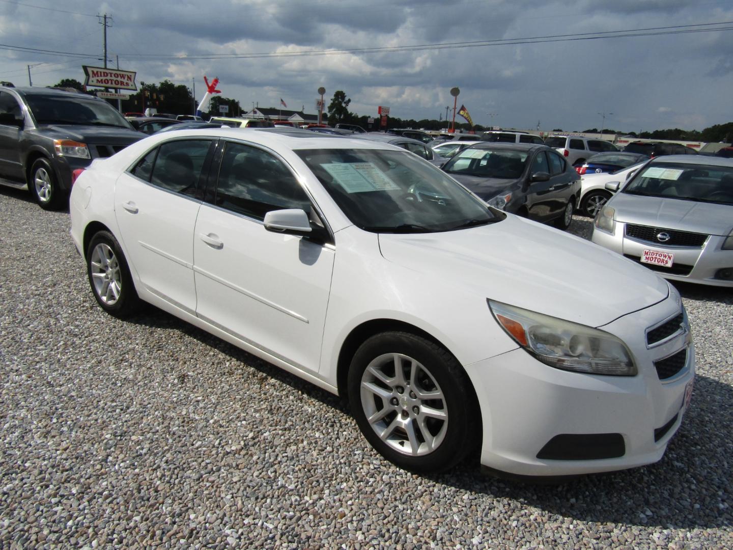 2013 WHITE /Black Chevrolet Malibu 1LT (1G11C5SA8DF) with an 2.5L L4 DOHC 16V engine, Automatic transmission, located at 15016 S Hwy 231, Midland City, AL, 36350, (334) 983-3001, 31.306210, -85.495277 - Photo#0