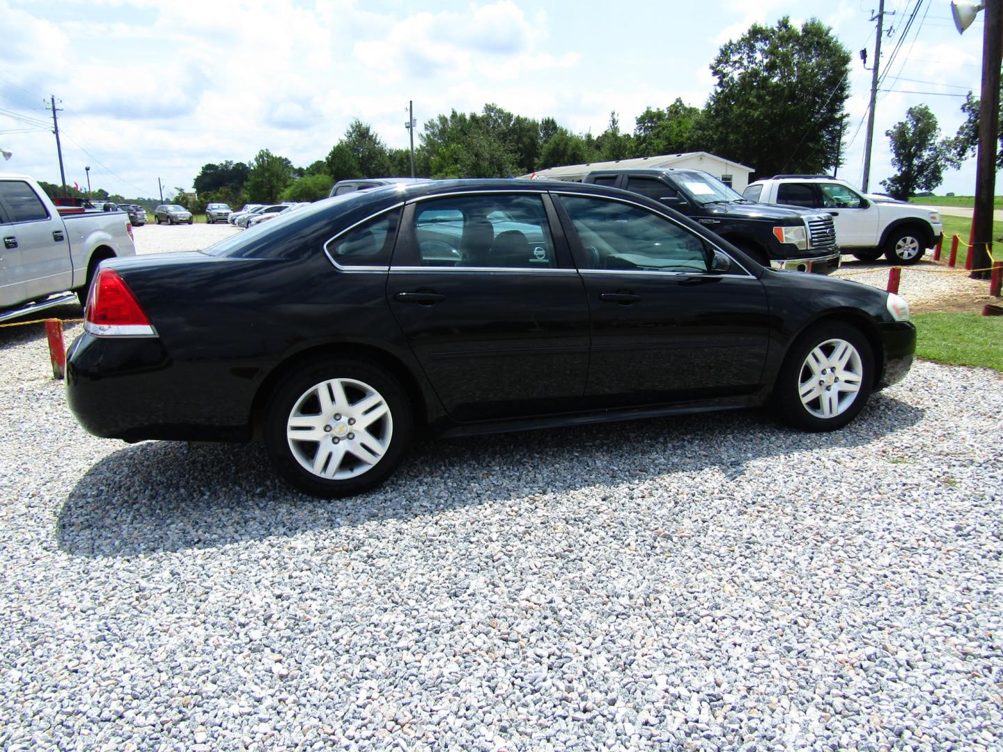 2011 Black Chevrolet Impala LT (2G1WG5EK6B1) with an 3.5L V6 OHV 16V FFV engine, Automatic transmission, located at 15016 S Hwy 231, Midland City, AL, 36350, (334) 983-3001, 31.306210, -85.495277 - Photo#7