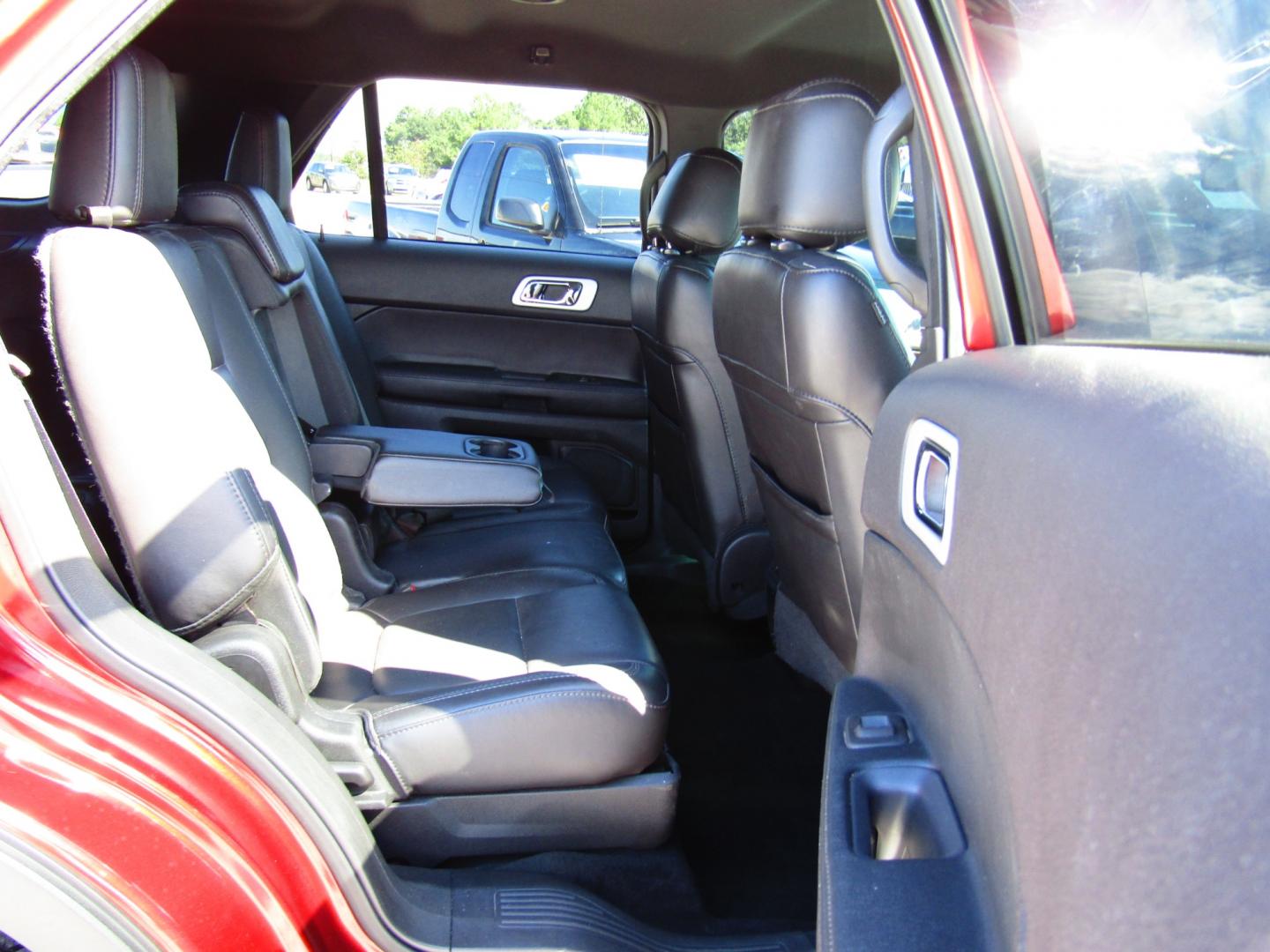 2014 Orange /Black Ford Explorer Limited FWD (1FM5K7F8XEG) with an 3.5L V6 DOHC 24V engine, Automatic transmission, located at 15016 S Hwy 231, Midland City, AL, 36350, (334) 983-3001, 31.306210, -85.495277 - Photo#9