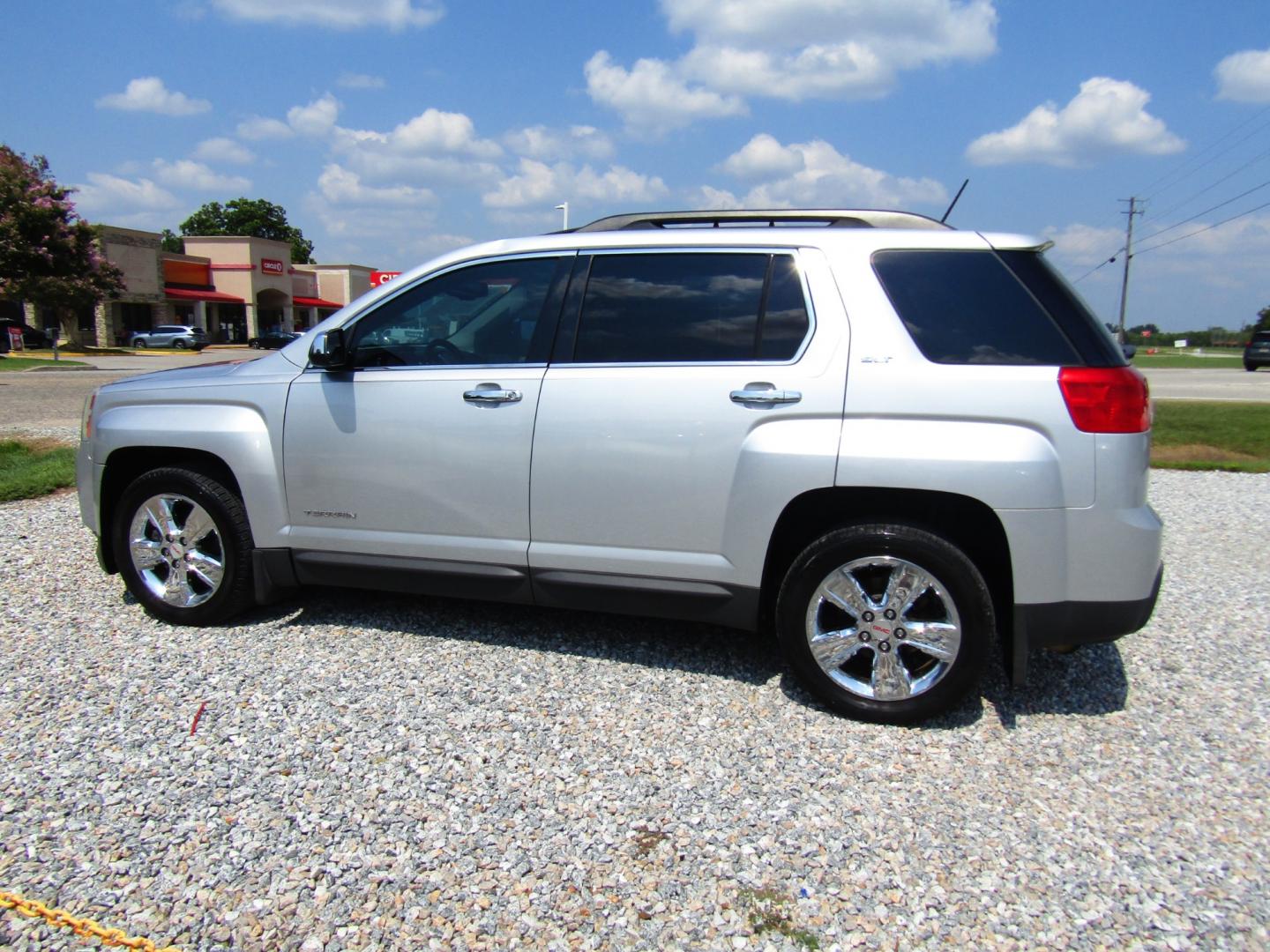 2015 Silver GMC Terrain SLT1 FWD (2GKALSEK1F6) with an 2.4L L4 DOHC 16V FFV engine, Automatic transmission, located at 15016 S Hwy 231, Midland City, AL, 36350, (334) 983-3001, 31.306210, -85.495277 - Photo#5