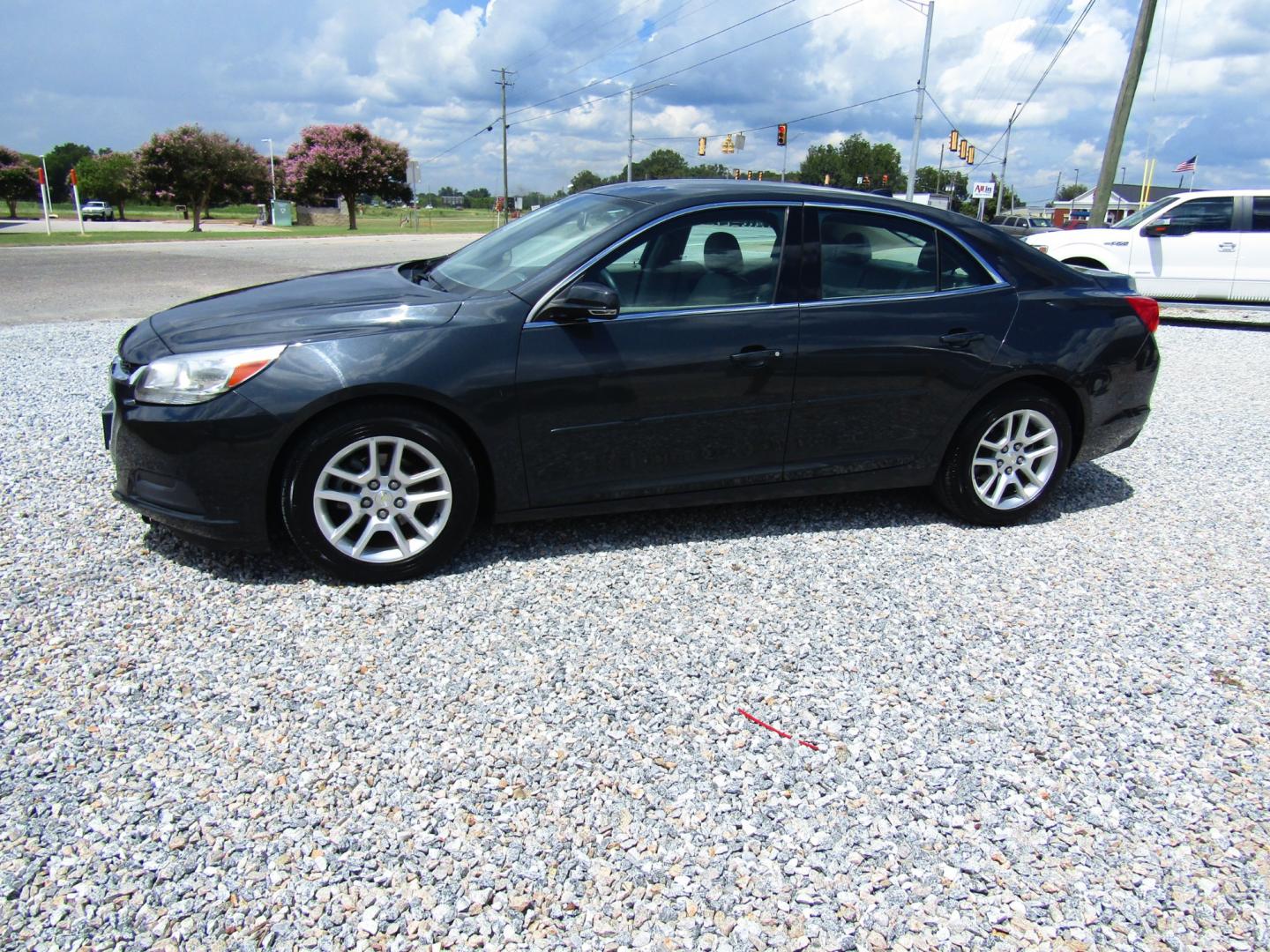 2014 Gray /Tan Chevrolet Malibu 1LT (1G11C5SL7EF) with an 2.5L L4 DOHC 16V engine, Automatic transmission, located at 15016 S Hwy 231, Midland City, AL, 36350, (334) 983-3001, 31.306210, -85.495277 - Photo#2