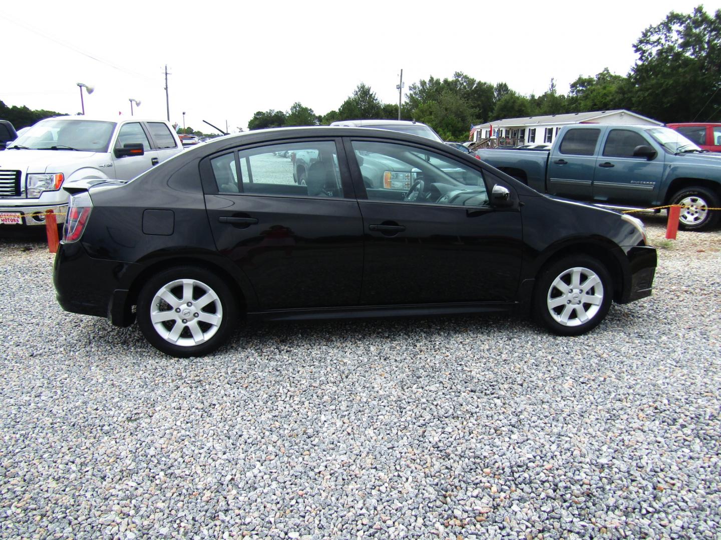 2012 Black /Gray Nissan Sentra 2.0 (3N1AB6AP6CL) with an 2.0L L4 DOHC 16V engine, Automatic transmission, located at 15016 S Hwy 231, Midland City, AL, 36350, (334) 983-3001, 31.306210, -85.495277 - Photo#7