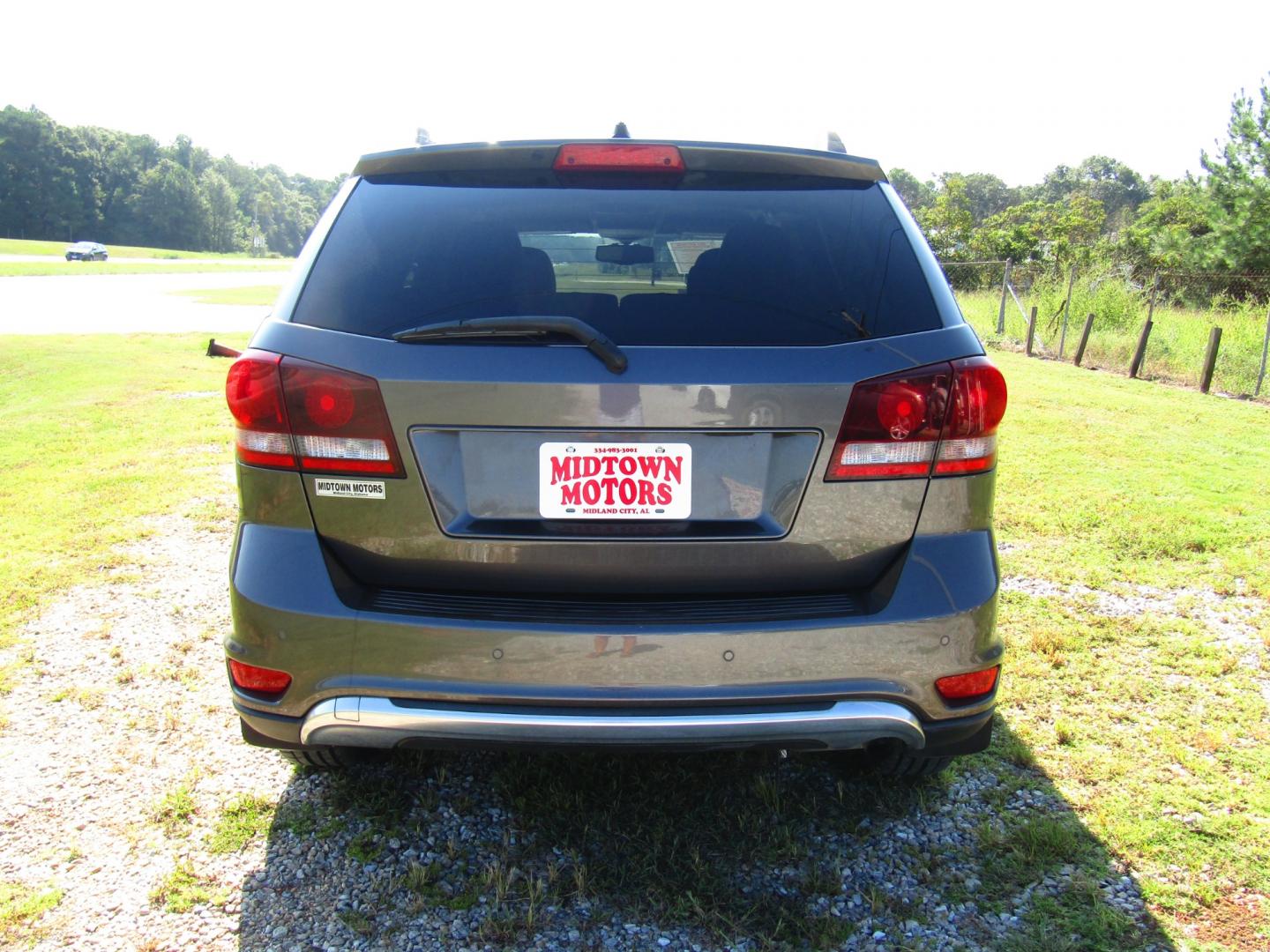 2014 Gray Dodge Journey Crossroad FWD (3C4PDCGB7ET) with an 2.4L L4 DOHC 16V engine, Automatic transmission, located at 15016 S Hwy 231, Midland City, AL, 36350, (334) 983-3001, 31.306210, -85.495277 - Photo#6