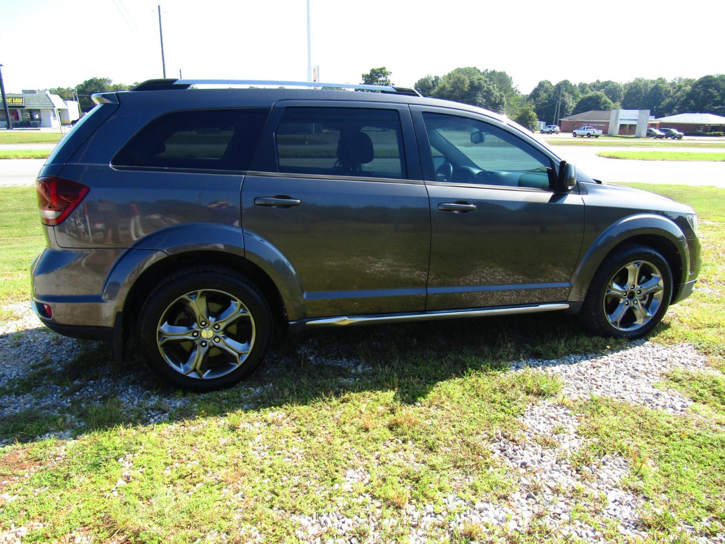 2014 Gray Dodge Journey Crossroad FWD (3C4PDCGB7ET) with an 2.4L L4 DOHC 16V engine, Automatic transmission, located at 15016 S Hwy 231, Midland City, AL, 36350, (334) 983-3001, 31.306210, -85.495277 - Photo#8