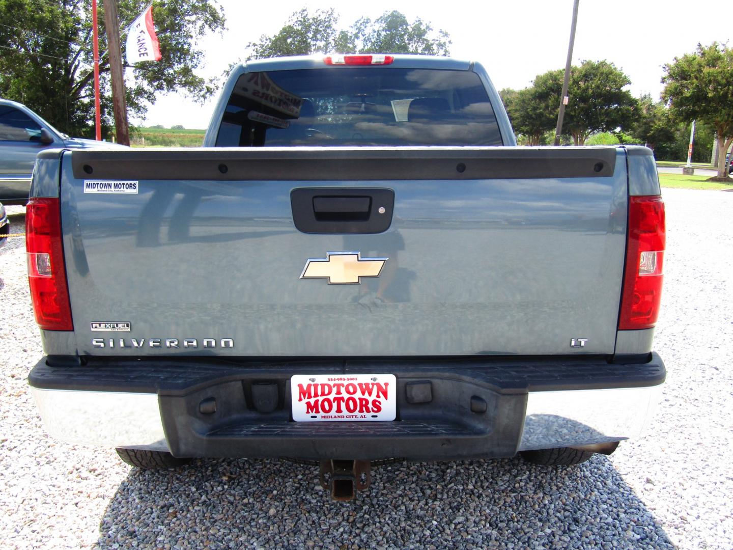 2010 Blue /Gray Chevrolet Silverado 1500 LT1 Extended Cab 2WD (1GCSCSE04AZ) with an 5.3L V8 OHV 16V FFV engine, Automatic transmission, located at 15016 S Hwy 231, Midland City, AL, 36350, (334) 983-3001, 31.306210, -85.495277 - Photo#6