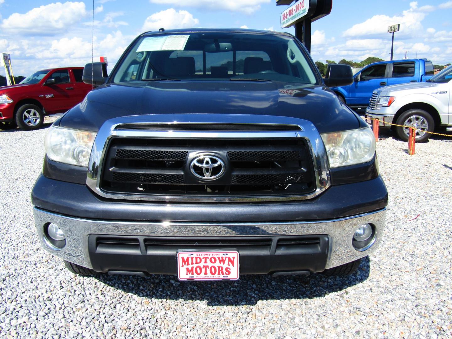 2012 Gray /Gray Toyota Tundra Tundra-Grade 5.7L Double Cab 2WD (5TFRY5F12CX) with an 5.7L V8 DOHC 32V engine, Automatic transmission, located at 15016 S Hwy 231, Midland City, AL, 36350, (334) 983-3001, 31.306210, -85.495277 - Photo#1