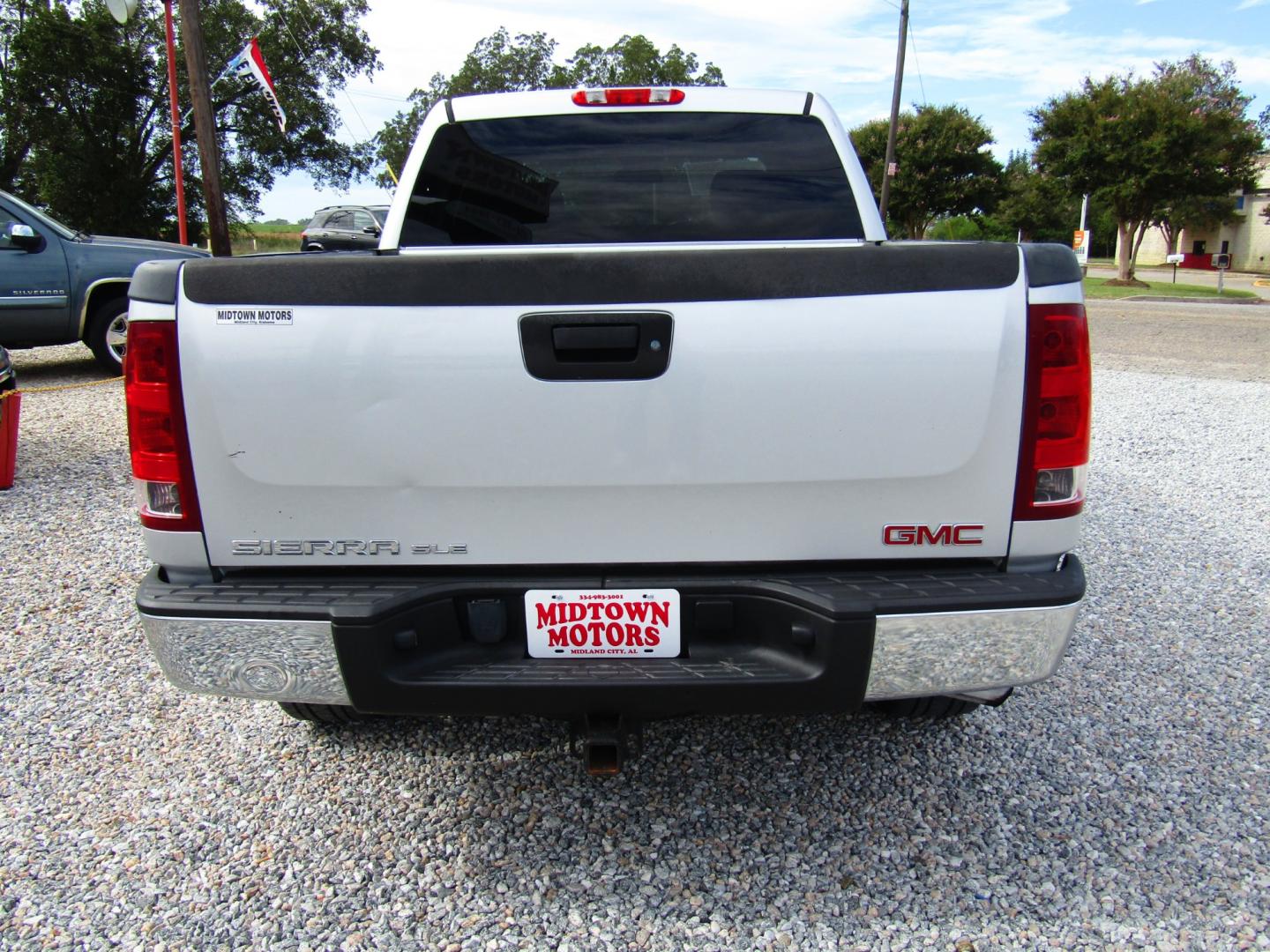 2013 Silver /Black GMC Sierra 1500 SLE Crew Cab 2WD (3GTP1VE03DG) with an 5.3L V8 OHV 16V FFV engine, Automatic transmission, located at 15016 S Hwy 231, Midland City, AL, 36350, (334) 983-3001, 31.306210, -85.495277 - Photo#6