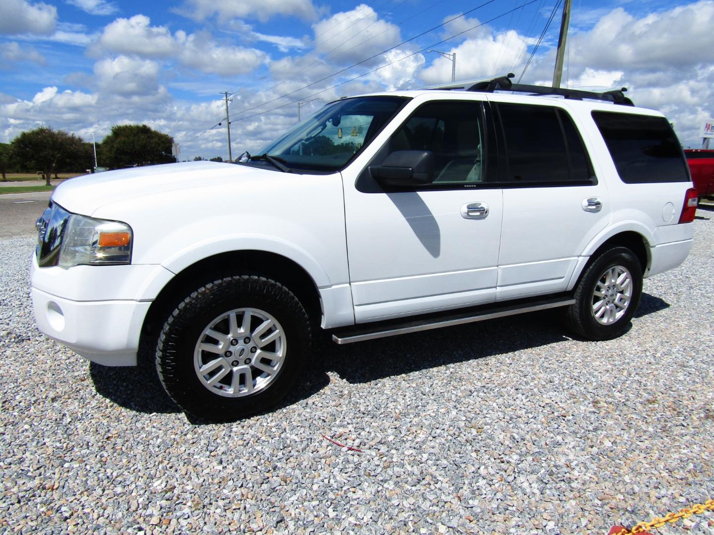 2013 WHITE Ford Expedition King Ranch 2WD (1FMJU1H58DE) with an 5.4L V8 SOHC 16V FFV engine, Automatic transmission, located at 15016 S Hwy 231, Midland City, AL, 36350, (334) 983-3001, 31.306210, -85.495277 - Photo#2