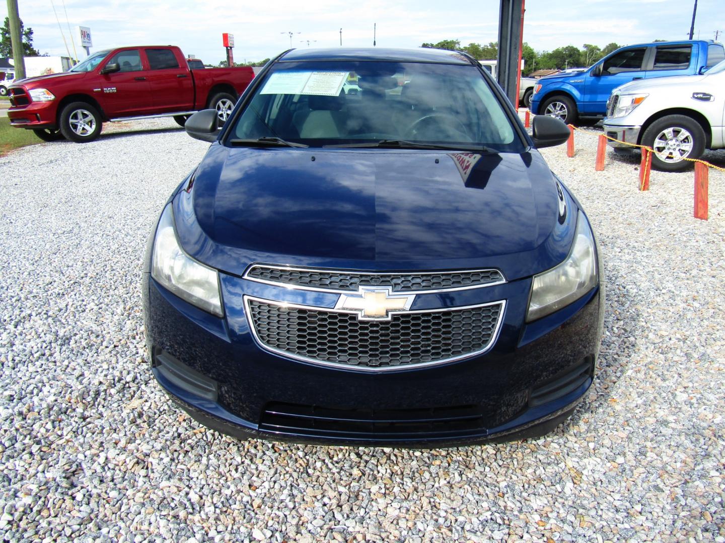 2011 Blue /Gray Chevrolet Cruze 2LS (1G1PC5SH1B7) with an 1.8L L4 DOHC 16V FFV engine, Automatic transmission, located at 15016 S Hwy 231, Midland City, AL, 36350, (334) 983-3001, 31.306210, -85.495277 - Photo#1