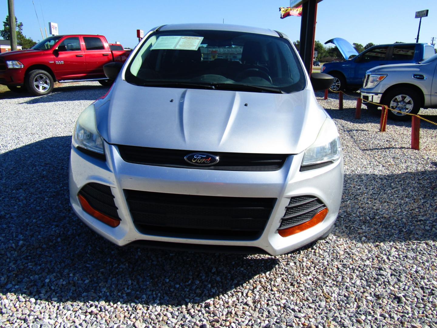 2014 Silver /Gray Ford Escape S FWD (1FMCU0F75EU) with an 2.5L L4 DOHC 16V engine, Automatic transmission, located at 15016 S Hwy 231, Midland City, AL, 36350, (334) 983-3001, 31.306210, -85.495277 - Photo#1