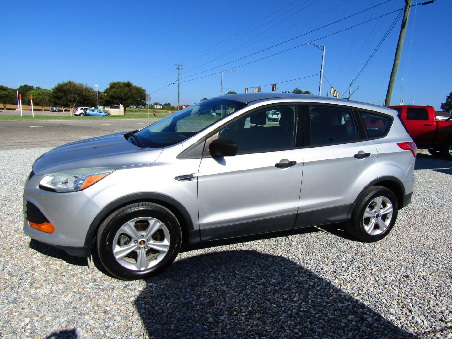 2014 Silver /Gray Ford Escape S FWD (1FMCU0F75EU) with an 2.5L L4 DOHC 16V engine, Automatic transmission, located at 15016 S Hwy 231, Midland City, AL, 36350, (334) 983-3001, 31.306210, -85.495277 - Photo#2