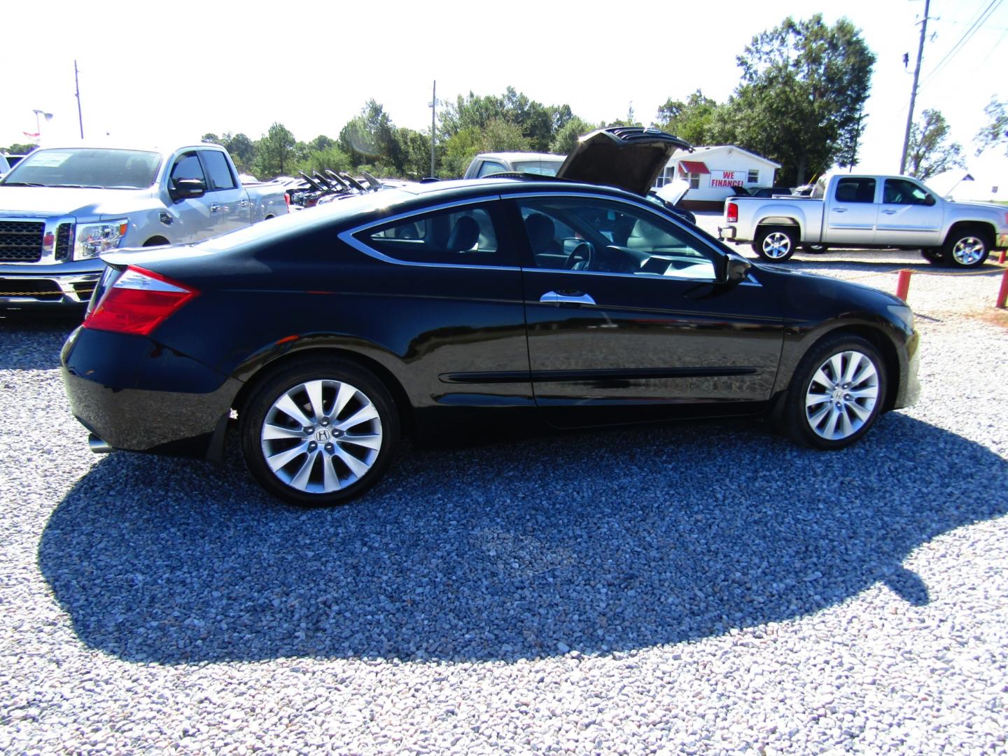 2010 Black /Black Honda Accord EX-L V-6 Coupe AT (1HGCS2B85AA) with an 3.5L V6 SOHC 24V engine, Automatic transmission, located at 15016 S Hwy 231, Midland City, AL, 36350, (334) 983-3001, 31.306210, -85.495277 - Photo#6