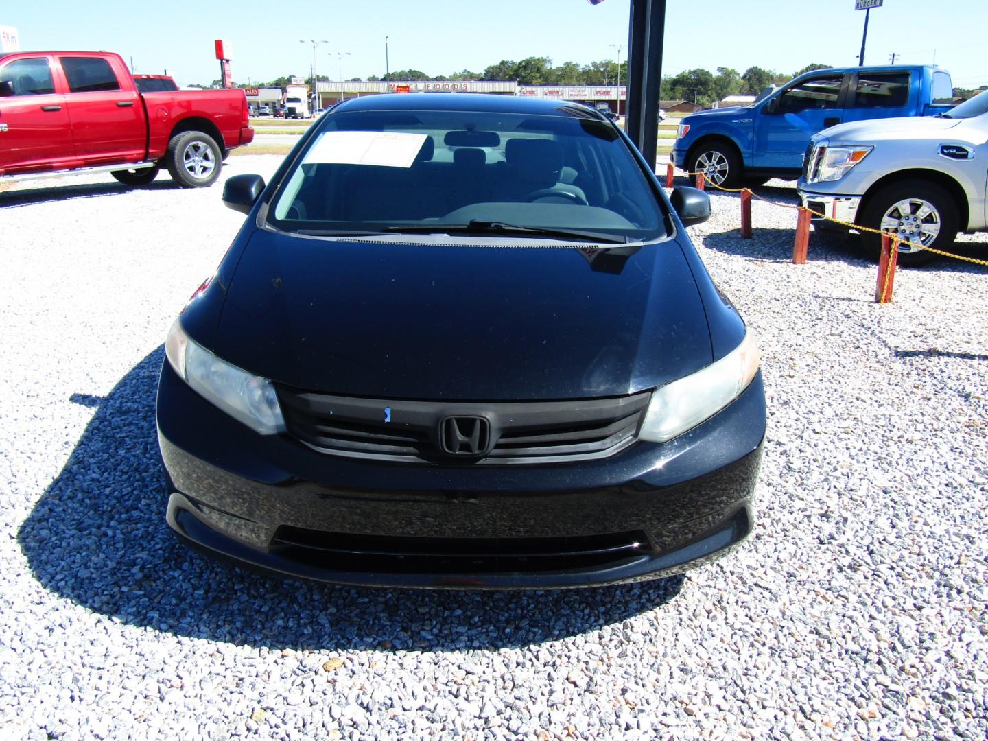 2012 Black /Gray Honda Civic LX Sedan 5-Speed AT (19XFB2F5XCE) with an 1.8L L4 SOHC 16V engine, Automatic transmission, located at 15016 S Hwy 231, Midland City, AL, 36350, (334) 983-3001, 31.306210, -85.495277 - Photo#1